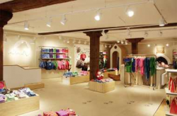 Đèn led rọi ray pha tiêu điểm - Dòng đèn led phổ biến sử dụng cho shop thời trang